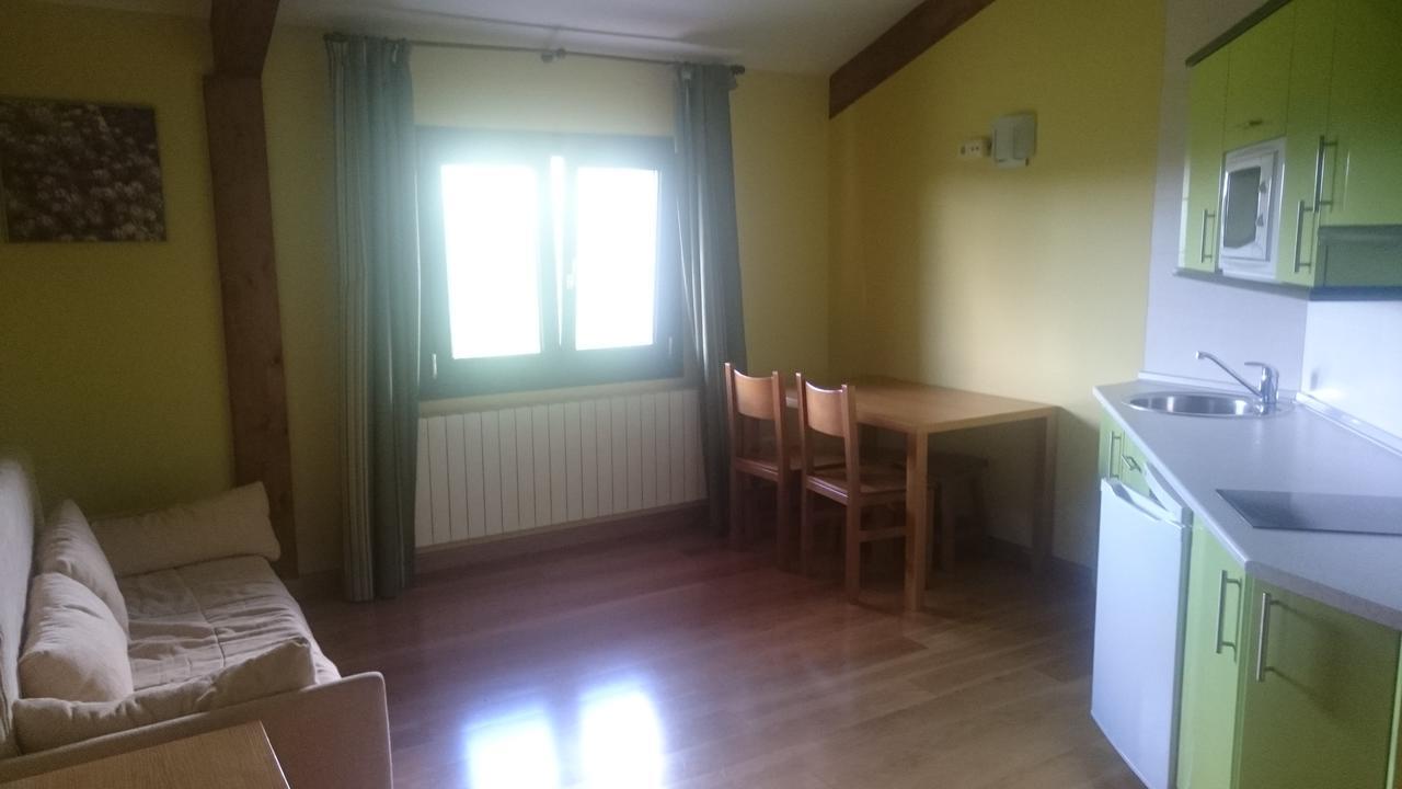 Hotel Santuario Urkiola - Lagunetxea Urquiola ภายนอก รูปภาพ