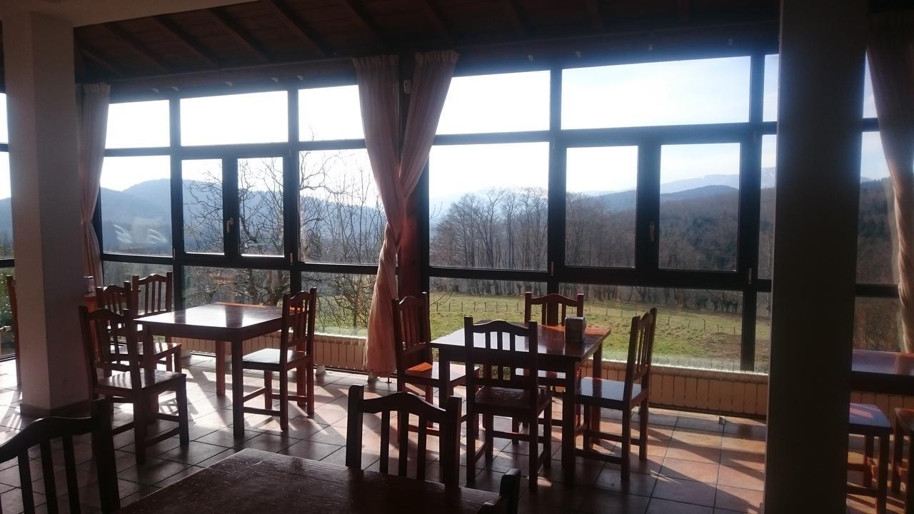 Hotel Santuario Urkiola - Lagunetxea Urquiola ภายนอก รูปภาพ